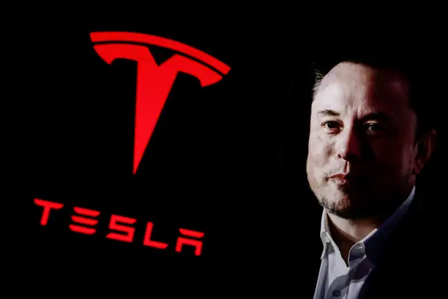 Tesla Stock: A surge and a dip – What’s behind the movement?