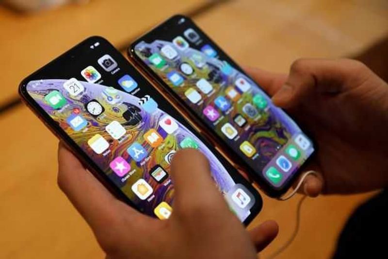 Kathua Police recover 40 mobiles