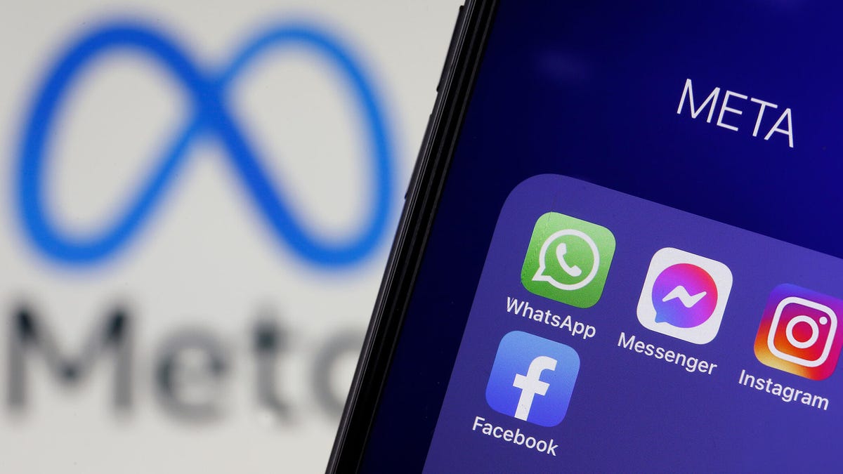 Facebook, Instagram, and WhatsApp are all down right now: Here's what we know