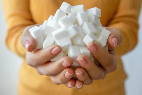 7 Warning Signs You’re Eating Too Much Sugar