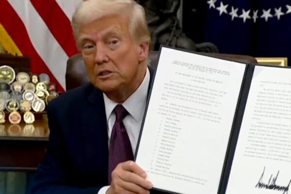 Trump pardons nearly 1,600 Jan. 6 defendants