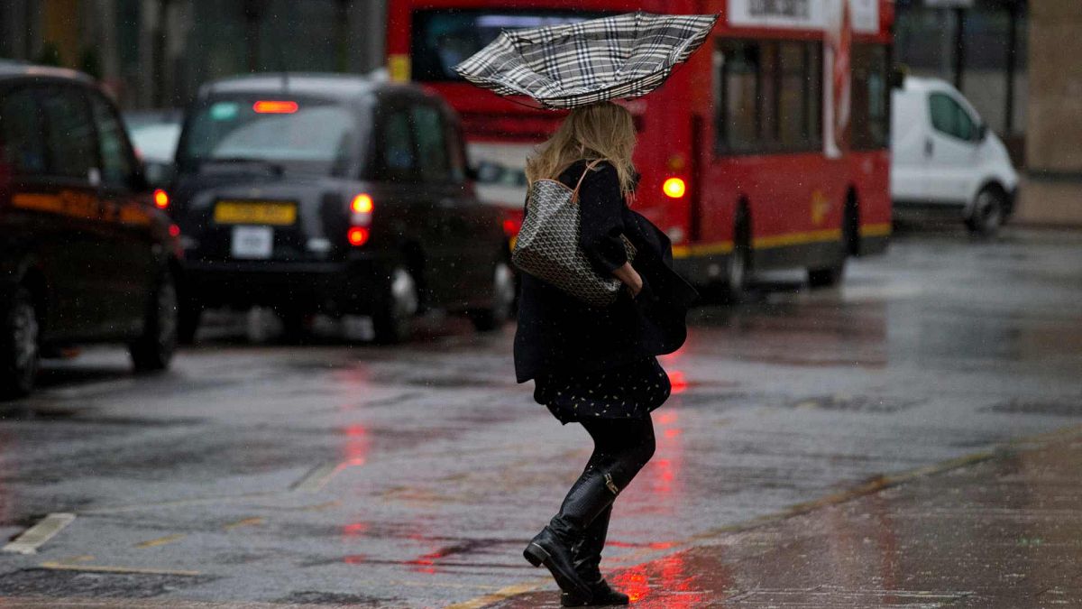 'Stay at home': Travel chaos across UK and Ireland due to 'once in a generation' Storm Eowyn