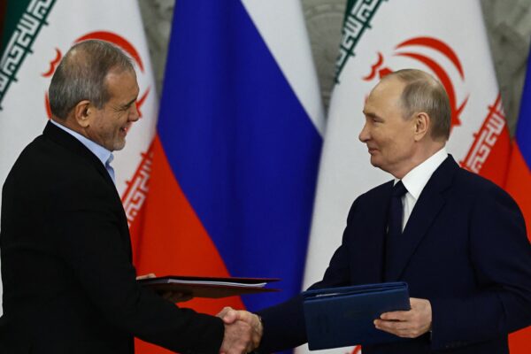 Analysis: Russia, Iran strengthen alliance after Syria setback | Politics News