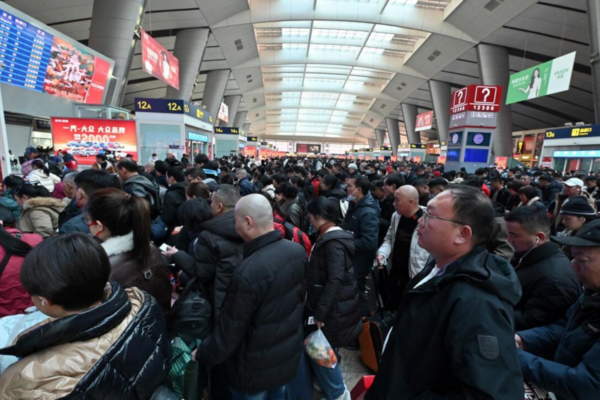 China travel peaks as millions head home for Lunar New Year