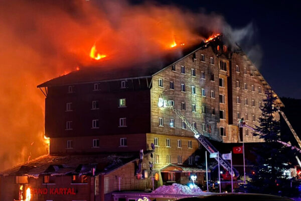 At Least 10 Are Killed in Fire at Ski Resort in Turkey