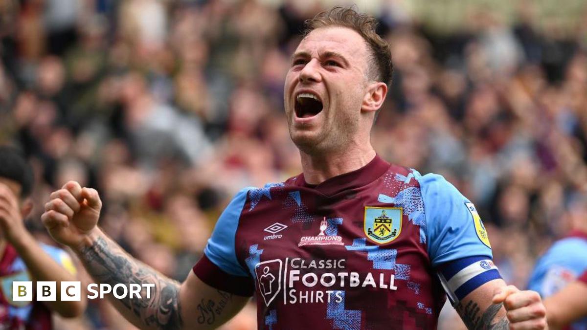 Ashley Barnes celebrating a goal for Burnley