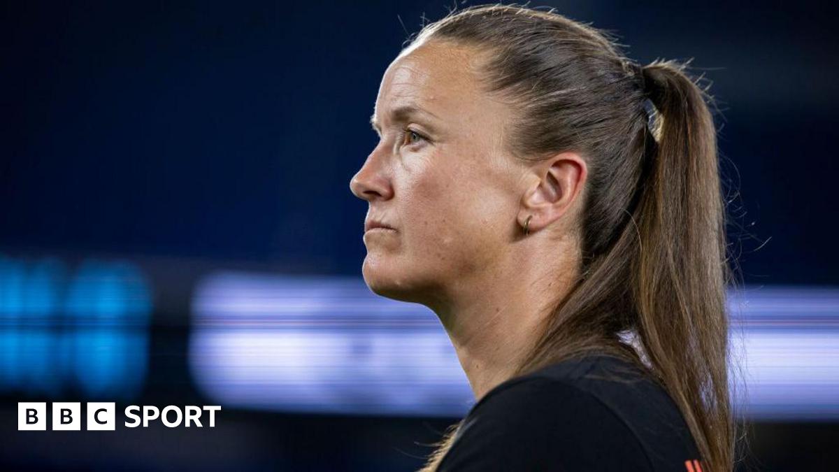 Casey Stoney at San Diego Wave
