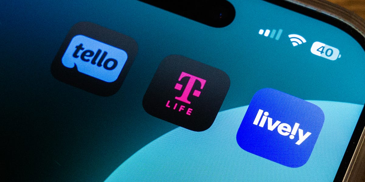 The Best Cell Phone Plans for Seniors in 2025