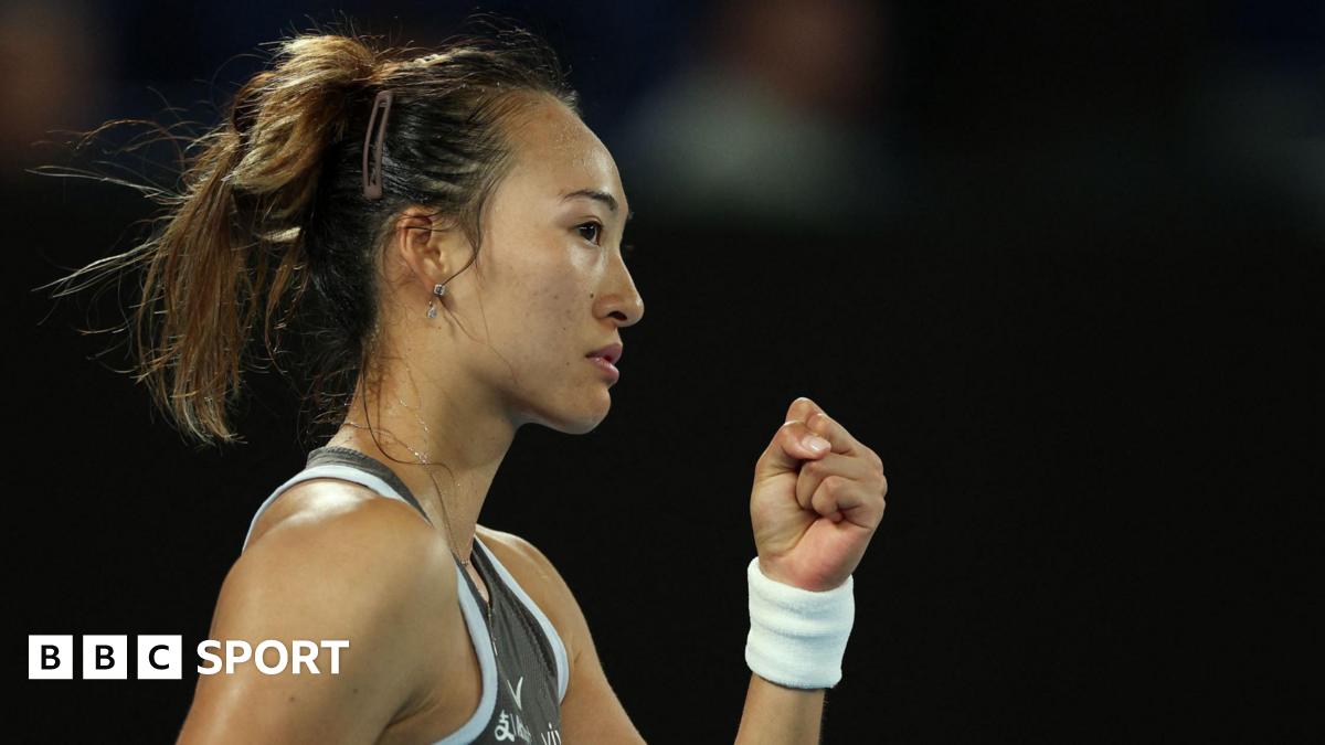 Zheng Qinwen clenches her fist during her 2025 Australian Open first round