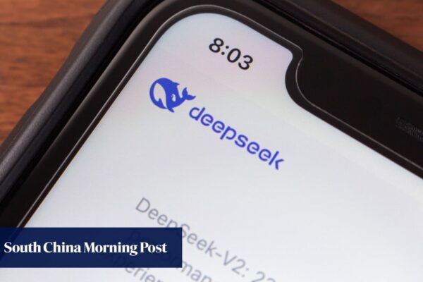 Chinese AI disrupter DeepSeek claims top spot in US App Store, dethroning ChatGPT