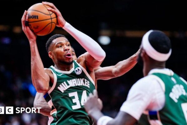 NBA: Giannis Antetokounmpo stars as Milwaukee Bucks beat Toronto Raptors Giannis Antetokounmpo shooting a basket against the Toronto Raptors