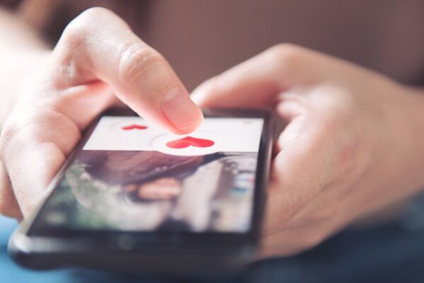 Lawmakers demand dating app violence data Lawmakers demand dating app violence data