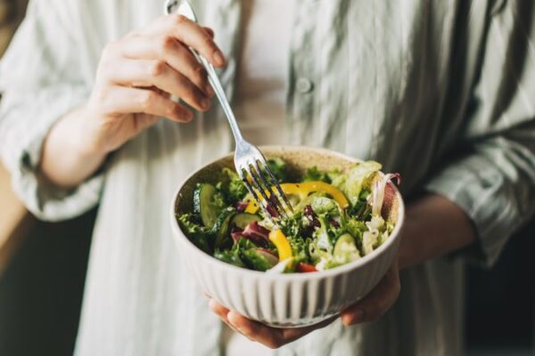 Both healthy and enjoyable eating are on the decline, data shows