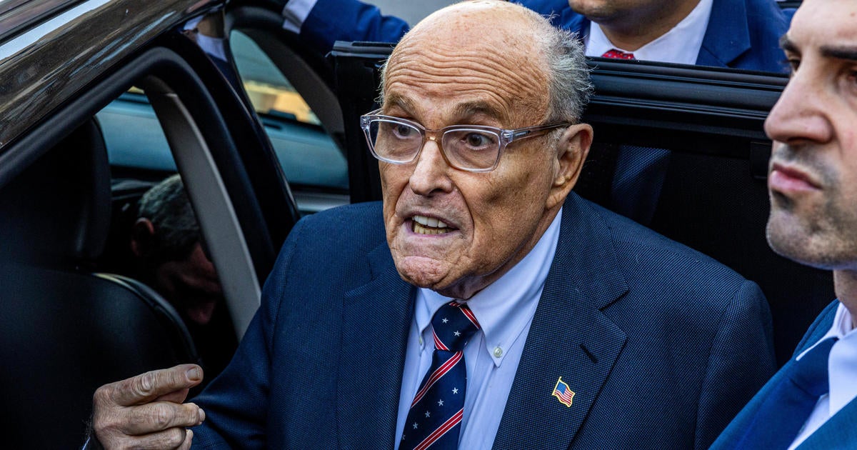 Former NYC Mayor Rudy Giuliani reaches settlement in dispute over Florida condo, World Series rings