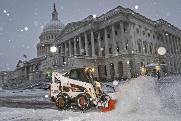 The next round of cold and snow will hit the southern U.S.