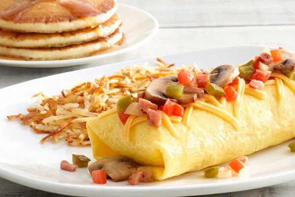 10 Breakfast Chains That Serve the Best Omelets