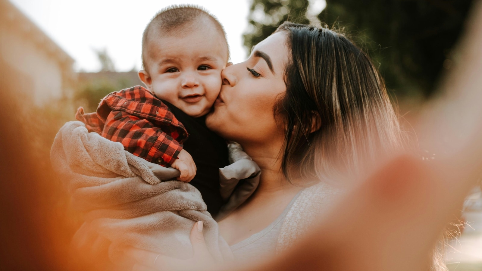 Breastfeeding with diabetes? Here's how new moms can keep their blood sugar stable postpartum | Health