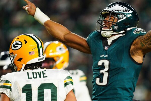 Philadelphia Eagles linebacker Nolan Smith Jr. (3) reacts after sacking Green Bay Packers quarterback Jordan Love (10) during the second half of an NFL wild-card playoff football game Sunday, Jan. 12, 2025, in Philadelphia. (AP Photo/Derik Hamilton)