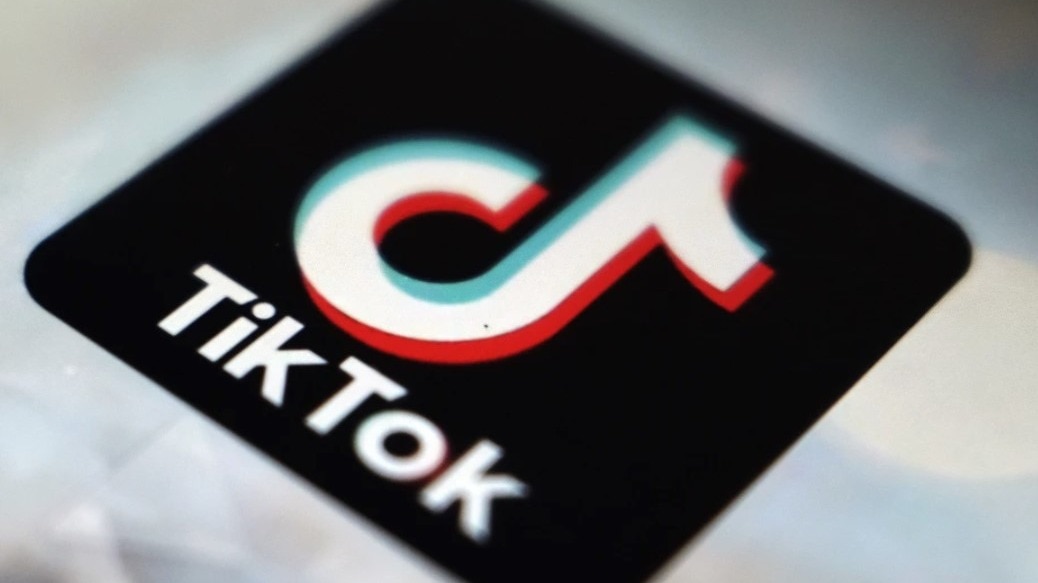 As Trump delays TikTok ban, China is reportedly working with US to keep TikTok services running