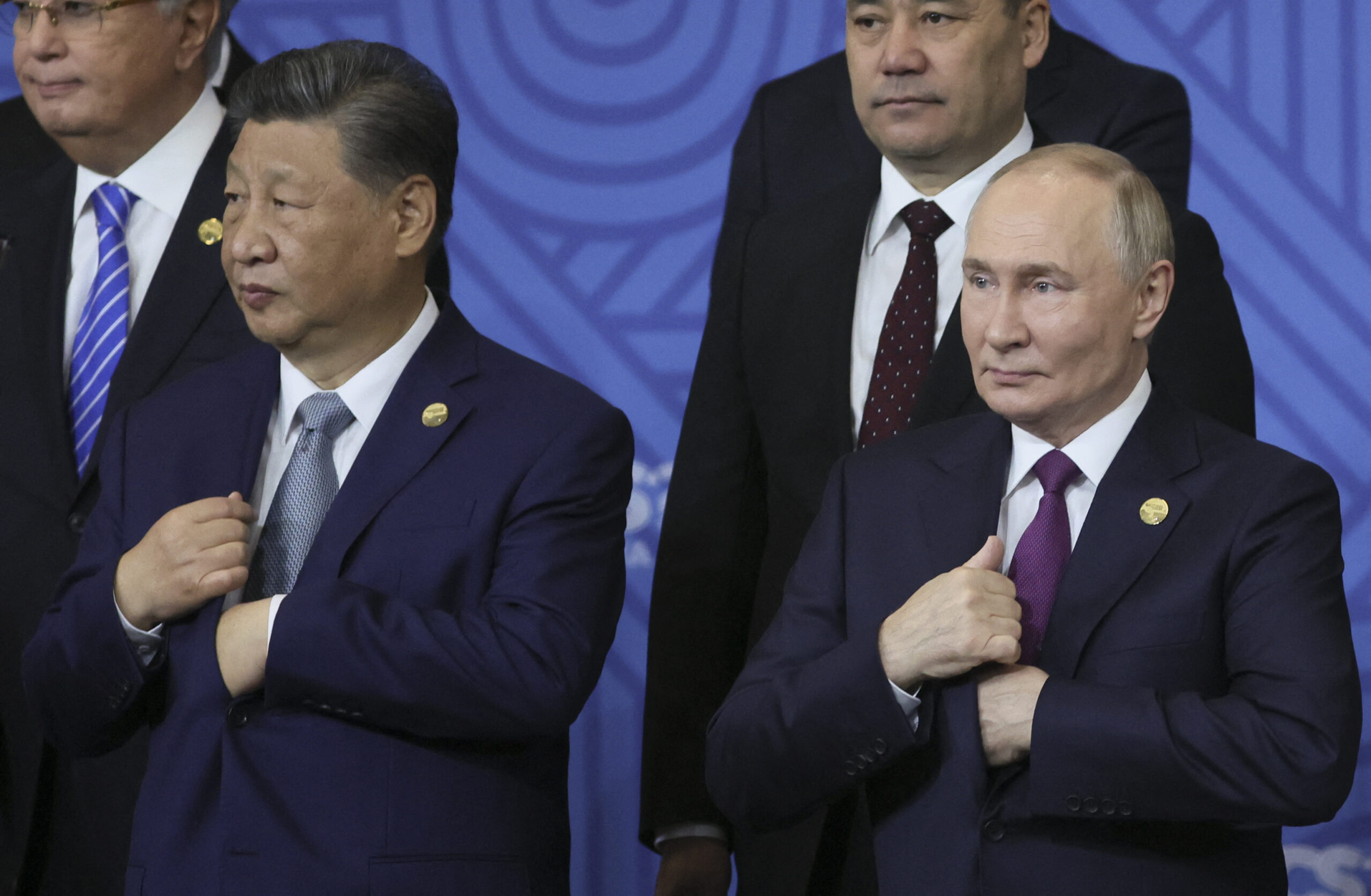 Xi and Putin Pose at BRICS Summit