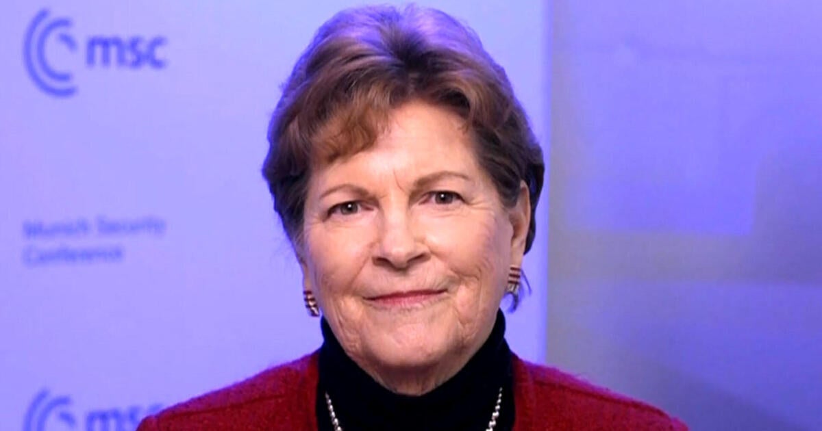Shaheen says Trump administration is sending "mixed message" on Ukraine