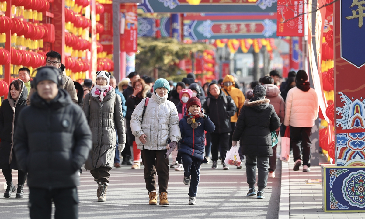 Residents in Beijing enjoy the Longtan Temple Fair as the Spring Festival holiday came to a final day on February 4, 2025, with the festive atmosphere remaining strong. Photo: VCG