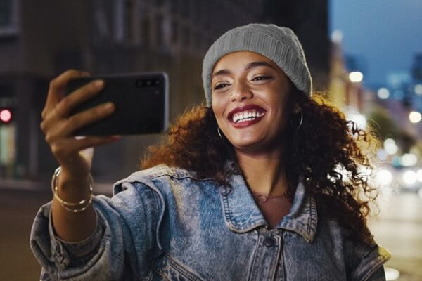 Metro by T-Mobile Offers Four Lines for $100, Free Samsung Phones Metro by T-Mobile Offers Four Lines for $100, Free Samsung Phones
