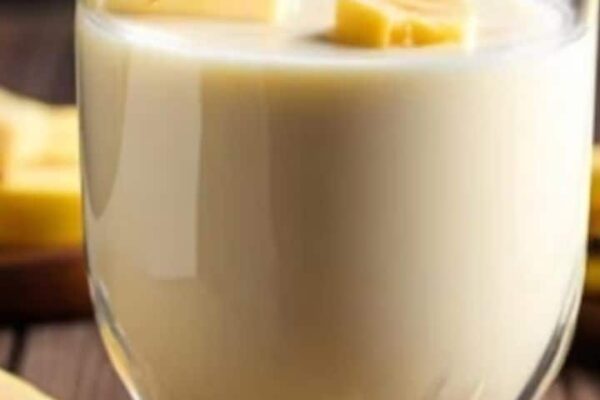 9 Amazing Health Benefits Of Mixing Banana And Milk Together