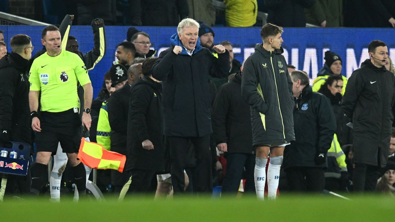 Everton vs Liverpool: Merseyside 'mayhem' fitting for Goodison Park - David Moyes