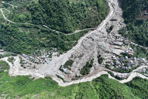 China hunts for survivors following landslide in Sichuan province | Climate News