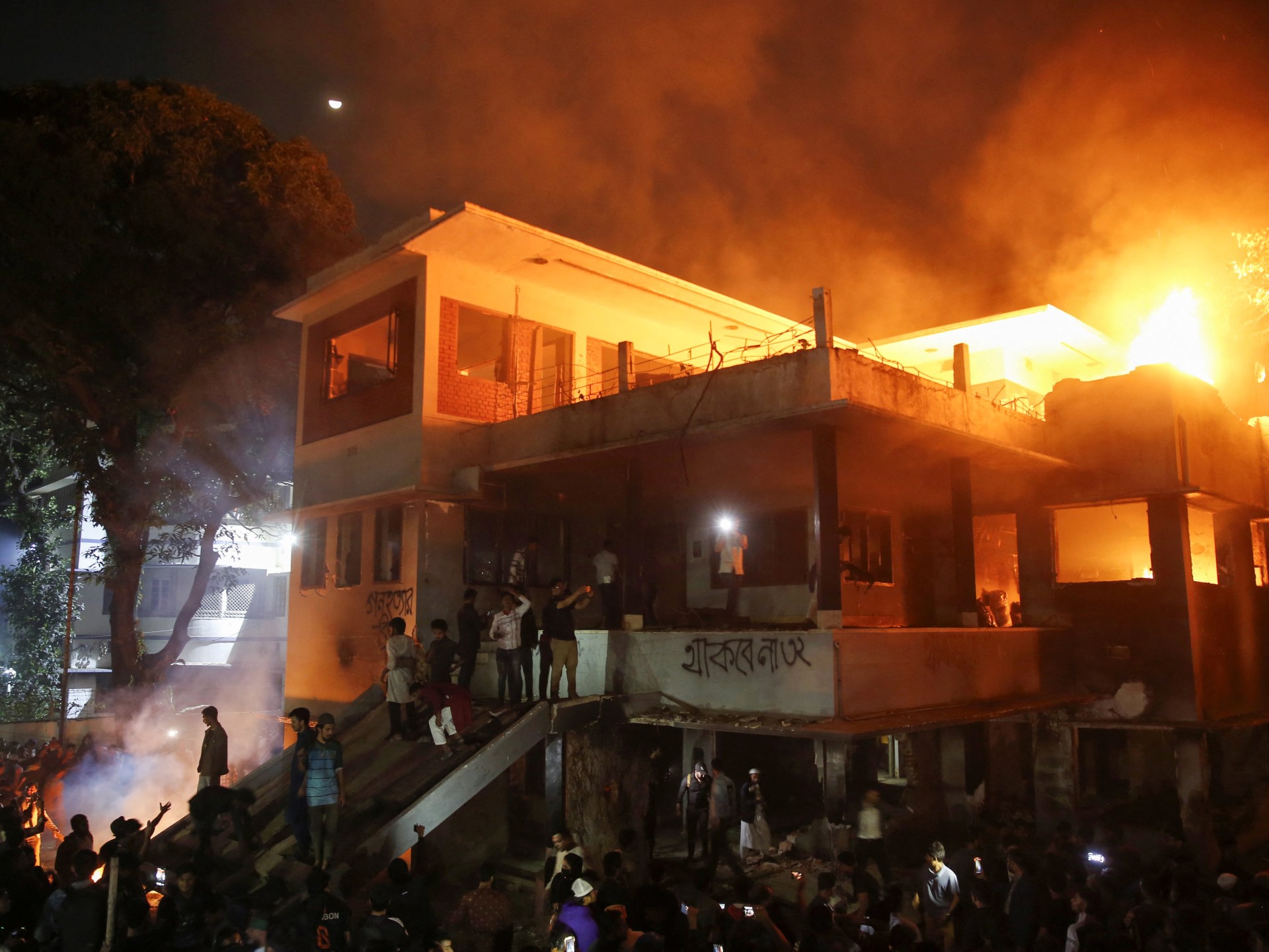 Bangladesh protesters torch family home of ousted PM Sheikh Hasina | Sheikh Hasina News