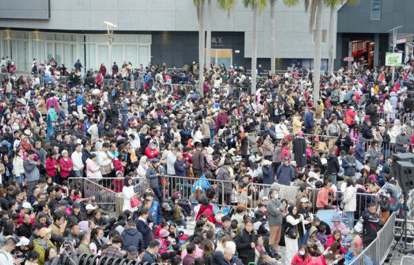 LNY visitor figures satisfactory, with 83pc group tour tourists stay overnight