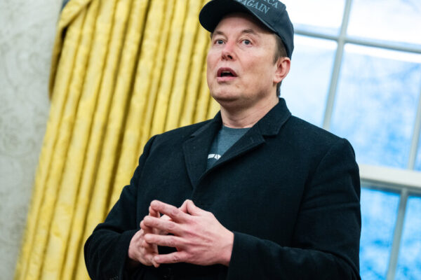 Some Agencies Urge Staff Not to Comply With Elon Musk’s Performance Email