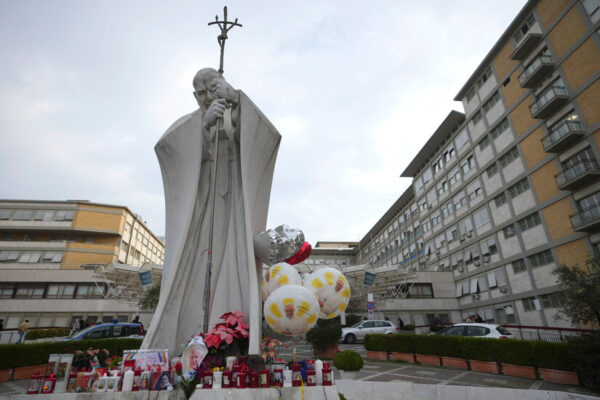 Pope Francis, in Critical Condition, Is ‘Resting’ in Hospital, Vatican Says