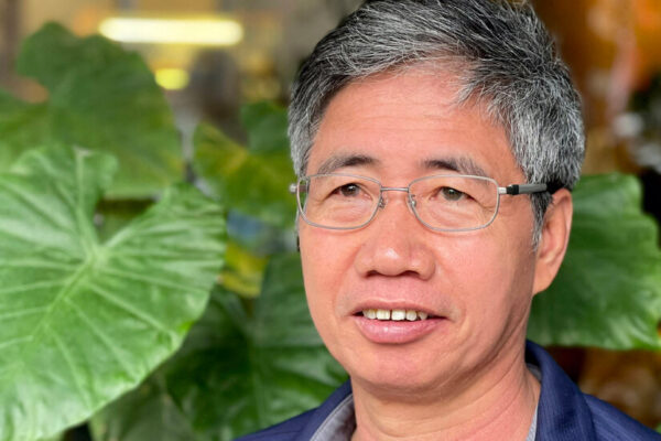 Vietnamese Journalist Gets 2 ½ Years in Prison for Facebook Posts