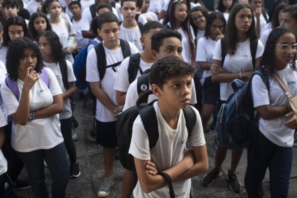 Brazil Cell Phones at Schools | World