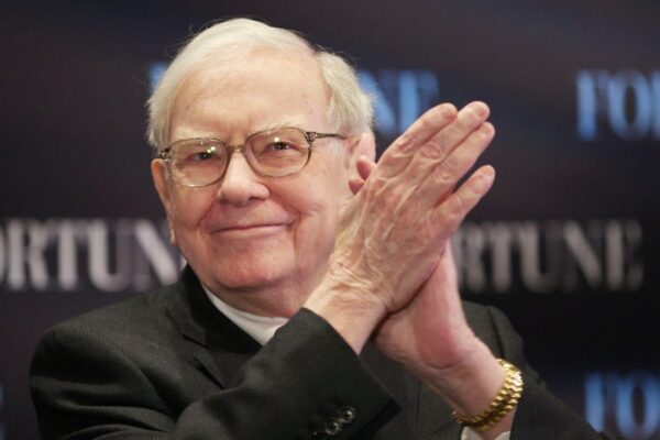 9 Stocks Top Investors Like Warren Buffett Are Betting Big on