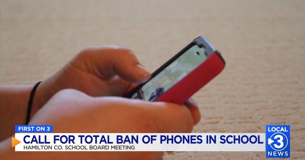 Hamilton County School Board Considers Total Cell Phone Ban | Local News