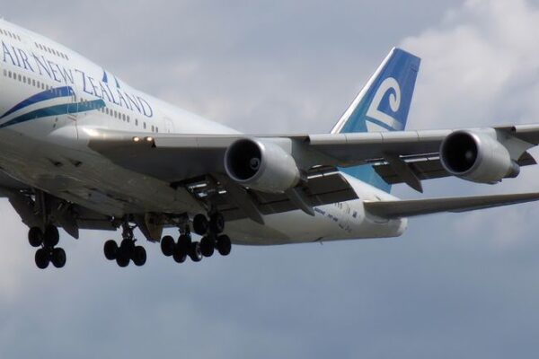 Is Now The Time To Look At Buying Air New Zealand Limited (NZSE:AIR)?