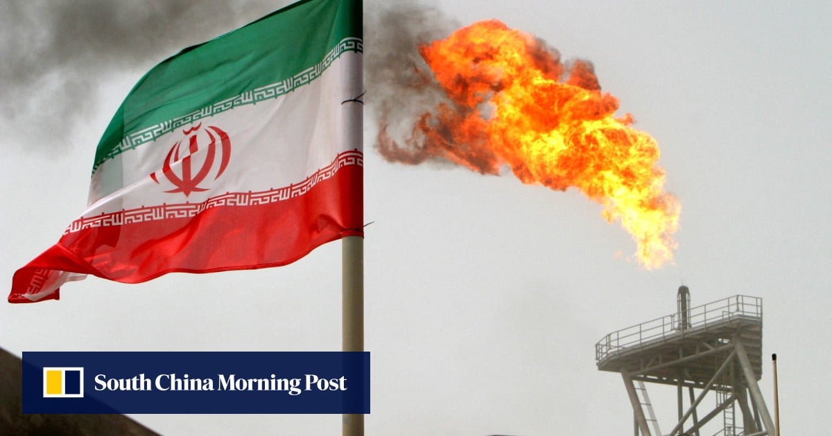 US imposes new sanctions on Chinese and Indian firms for helping Iran oil sales