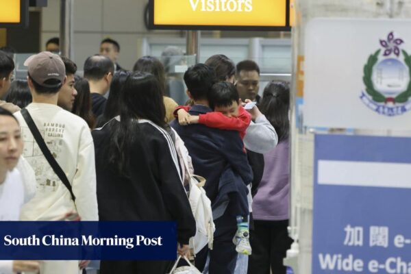 Girl, 5 months old, dies after losing consciousness at Hong Kong border
