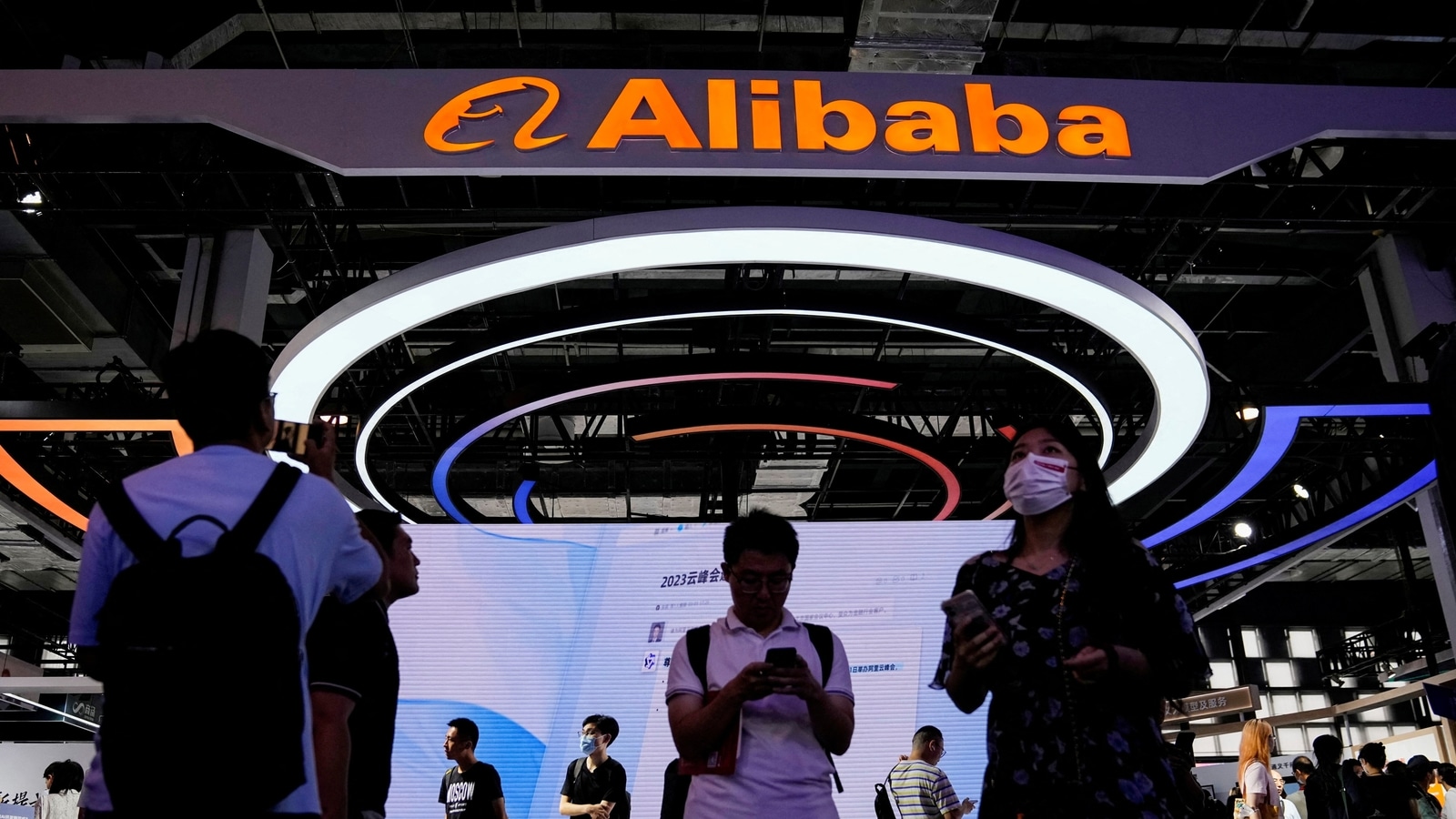 China's AI firms take spotlight with deals, low-cost models | World News