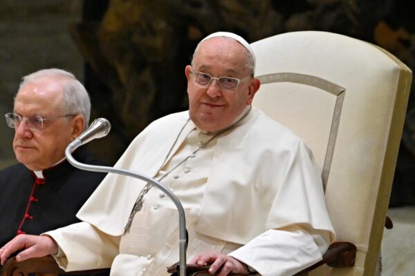 Italy PM Meloni visits Pope Francis, gives update on his health | World News