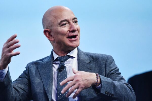 Washington Post reporter accuses Jeff Bezos of ‘massive encroachment,’ threatens to quit if… | Trending