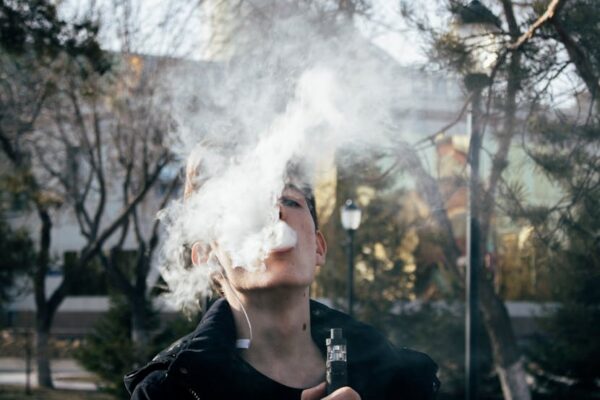 This Special Administrative Region of China with More Than 7.4 Million People is Going to Ban Public Use of E-Cigarette Cartridges by Mid-2026, What You Need to Know