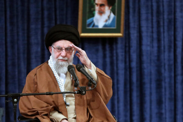 Khamenei of Iran Denounces Negotiation With U.S. but Seems to Leave Door Ajar