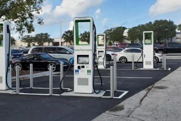 Electric Vehicle (EV) Charging Infrastructure Market