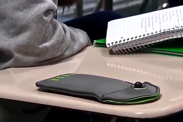 State lawmakers want a cell phone ban in Georgia elementary and middle schools State lawmakers want a cell phone ban in Georgia elementary and middle schools
