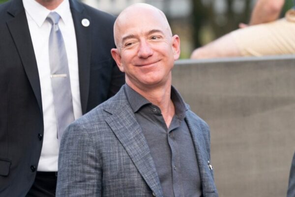 Jeff Bezos’ $10 Billion Earth Fund Pulls Support From Key Climate Initiative: What Happened? Amazon Founder Jeff Bezos' $10B Earth Fund Halts Backing For Prominent Climate Initiative: What Happened? - Amazon.com (NASDAQ:AMZN)