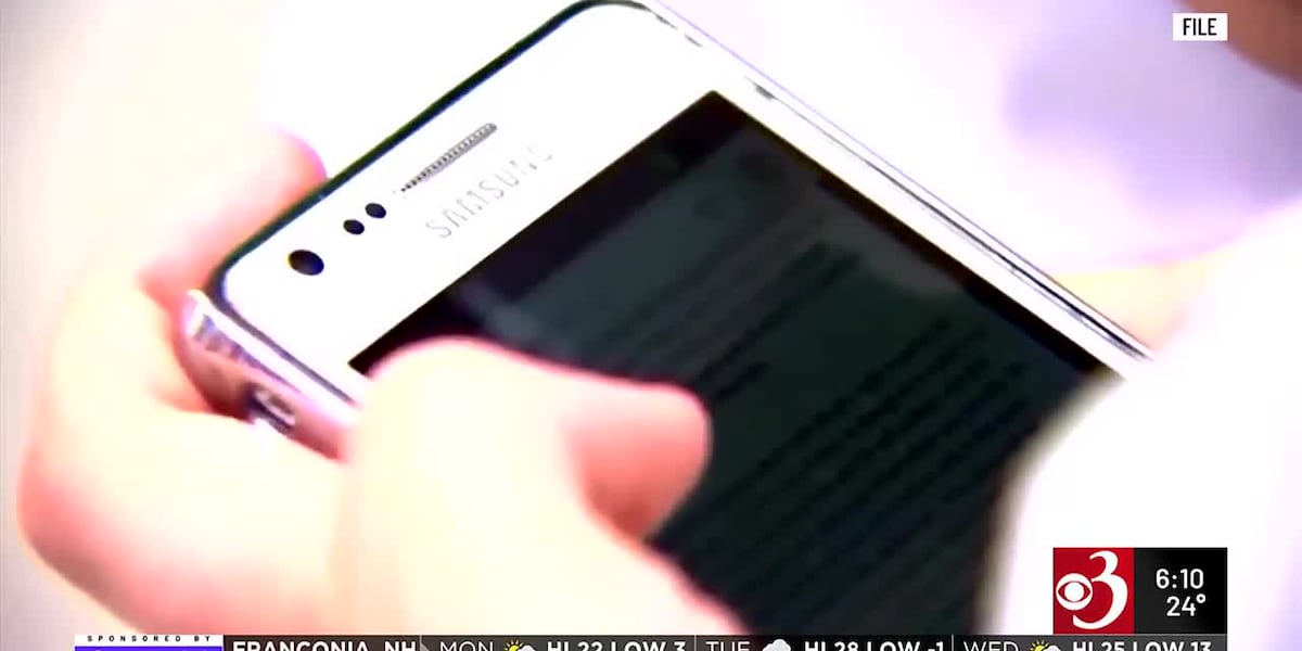 Gov. Hochul proposes school cell phone ban